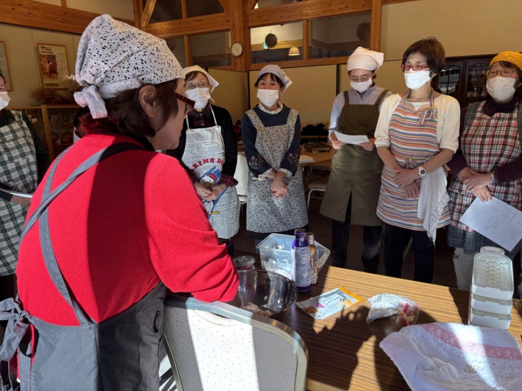 2024.12.1「薬膳料理でクリスマス」(野口ヒデ子) (28)